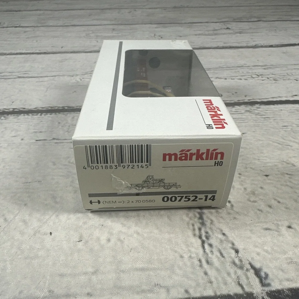 MARKLIN H0 - 00752-14 - Low-sided car + Unimog fire department / BOX